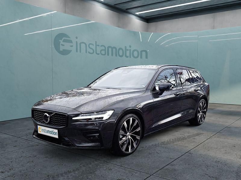 Grau Gebraucht 2024 Volvo V60 Ultimate Kombi | 38.799 € (Fairer Preis) - Bild 1/4