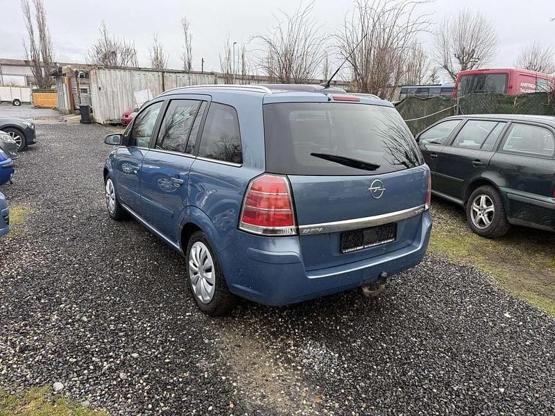 Gebraucht Opel Zafira Cosmo 150 PS (110 kW) 2007 Eisenherz mi2 Van / Kleinbus