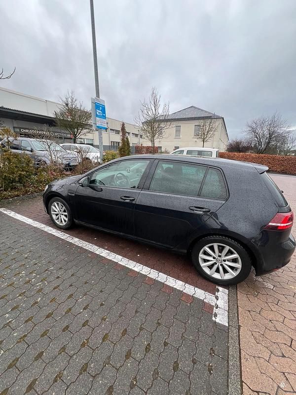 Gebraucht VW Golf VII 150 PS (110 kW) 2015 Schwarz Kleinwagen