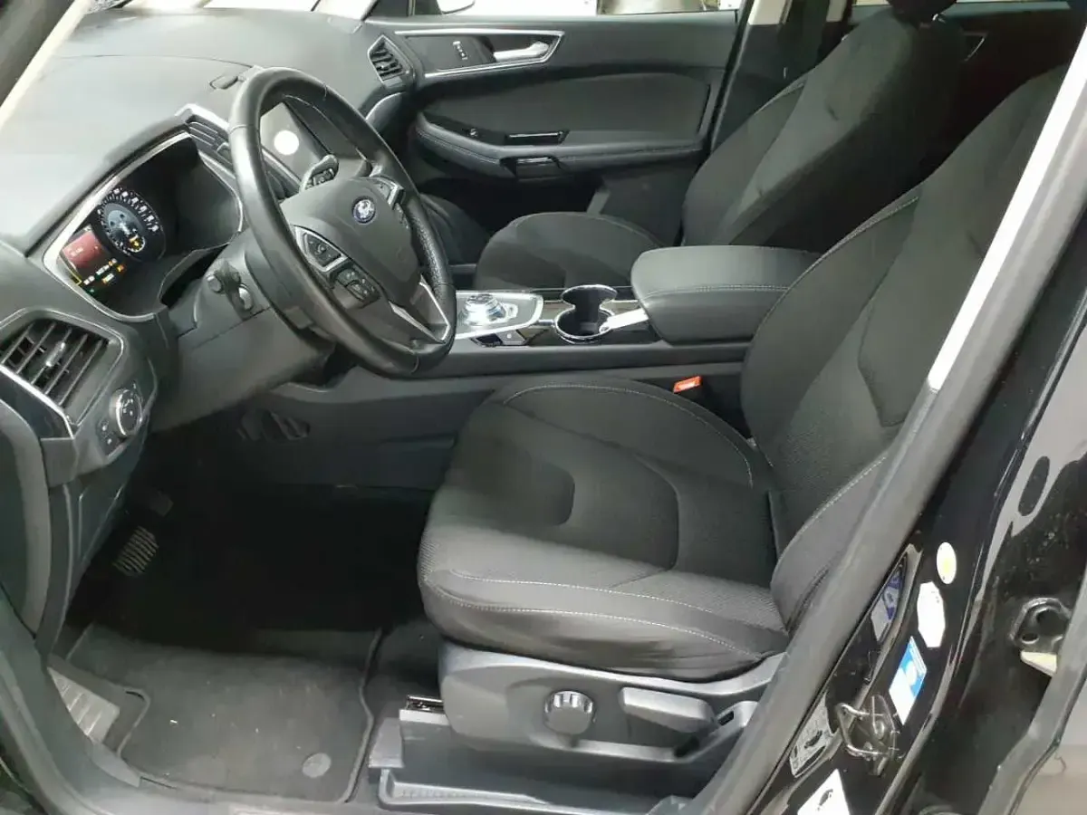 Occasion Ford S-MAX Titanium 150 ch (110 kW) 2023 Noir Monospace