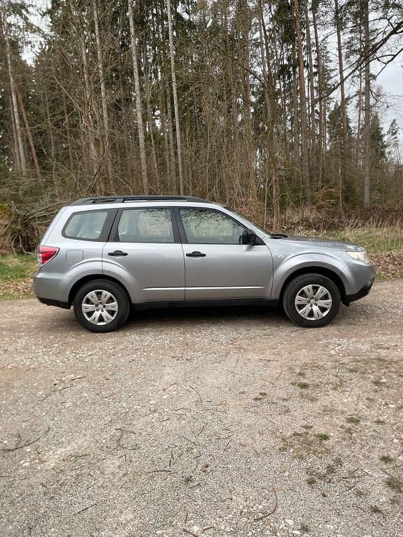 Gebraucht Subaru Forester 150 PS (110 kW) 2010 Grau SUV