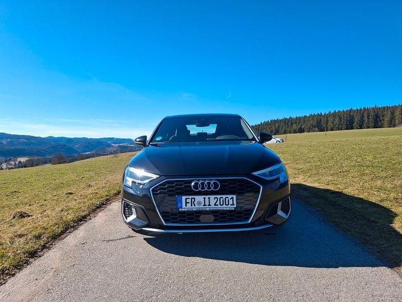 Gebraucht Audi A3 Advanced Plus 150 PS (110 kW) 2021 Schwarz Limousine