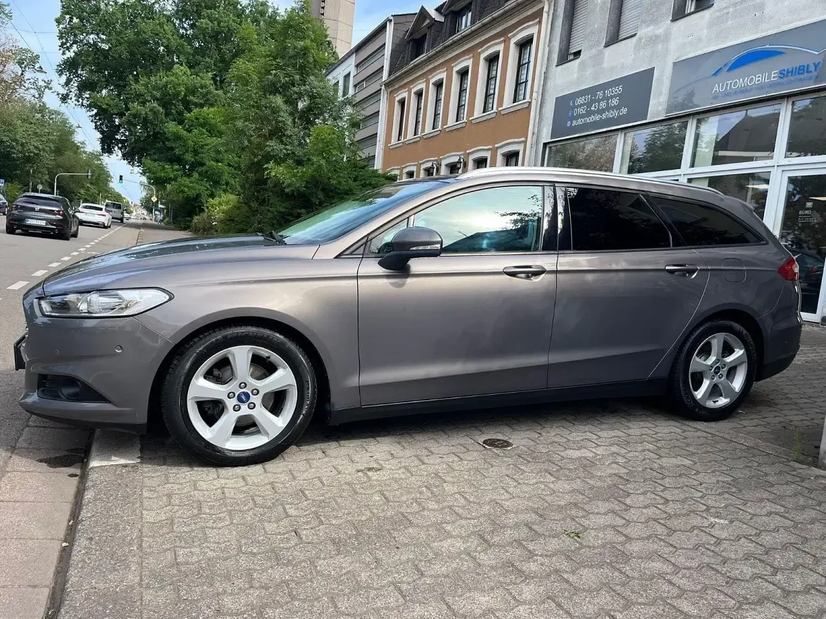 Gebraucht Ford Mondeo 150 PS (110 kW) 2015 Braun Kombi