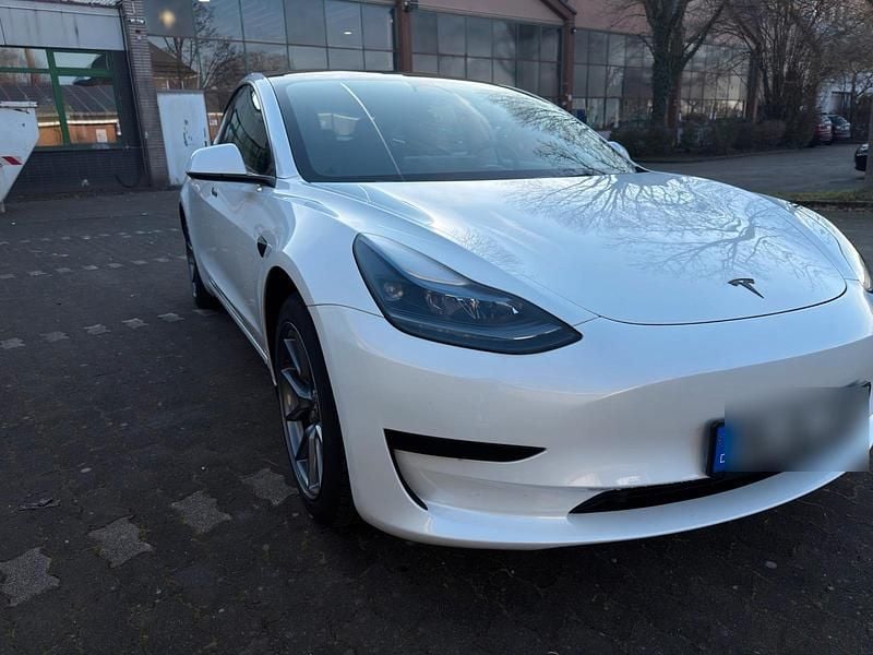 Gebraucht Tesla Model 3 208 kW (283 PS) 2022 Weiß Limousine