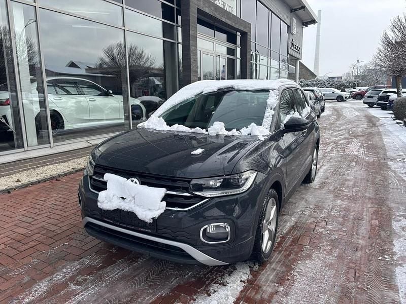 Grau Gebraucht 2019 VW T-Cross Style SUV | 16.900 € (Etwas zu teuer) - Bild 1/3
