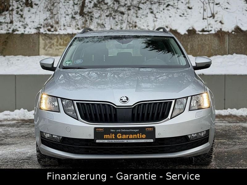 Gebraucht Skoda Octavia Soleil 150 PS (110 kW) 2019 Silber Kombi