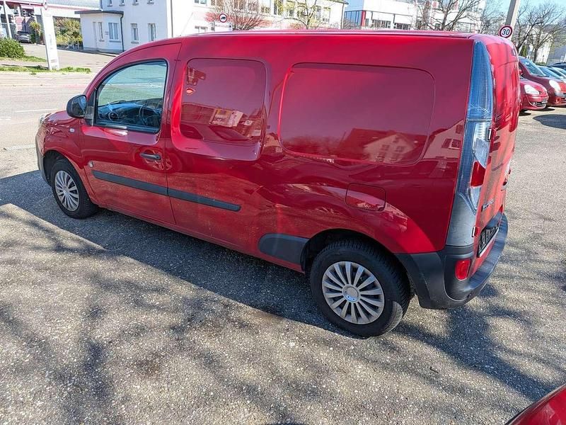 Gebraucht Renault Kangoo 44 kW (60 PS) 2013 Hellrot Van / Kleinbus