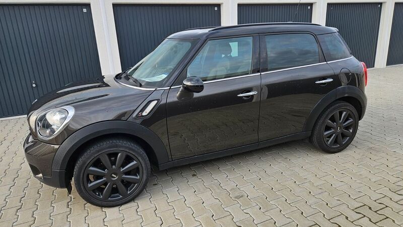 Grau Gebraucht 2014 Mini Cooper SD Countryman SUV | 15.990 € (Etwas zu teuer) - Bild 1/4