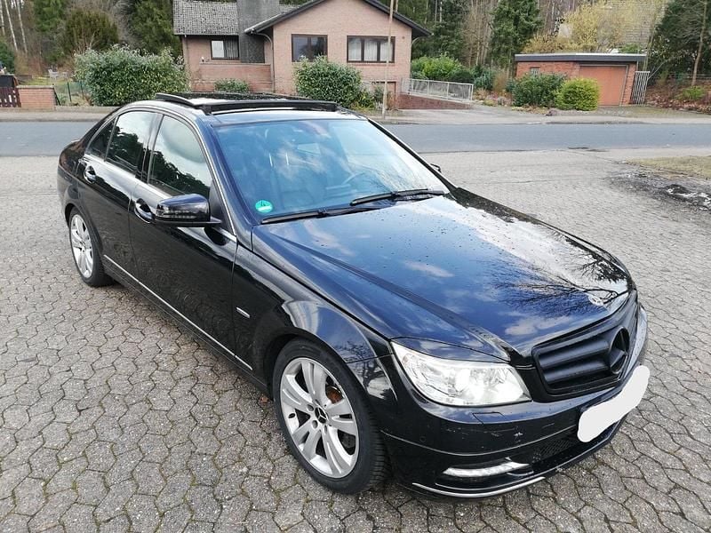 Gebraucht Mercedes C350 232 PS (170 kW) 2011 Schwarz Limousine