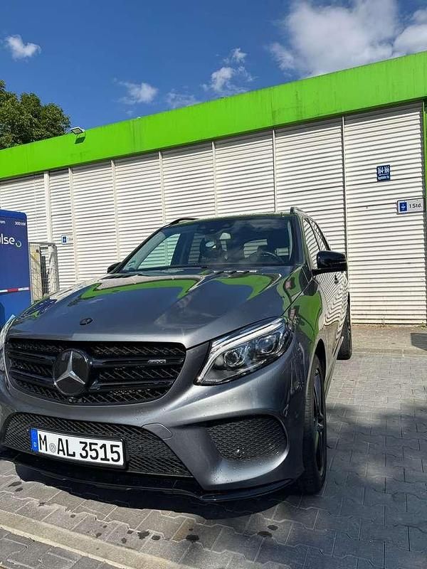 Gebraucht 2016 Mercedes GLE43 AMG AMG SUV | 25.500 € - Bild 1/4