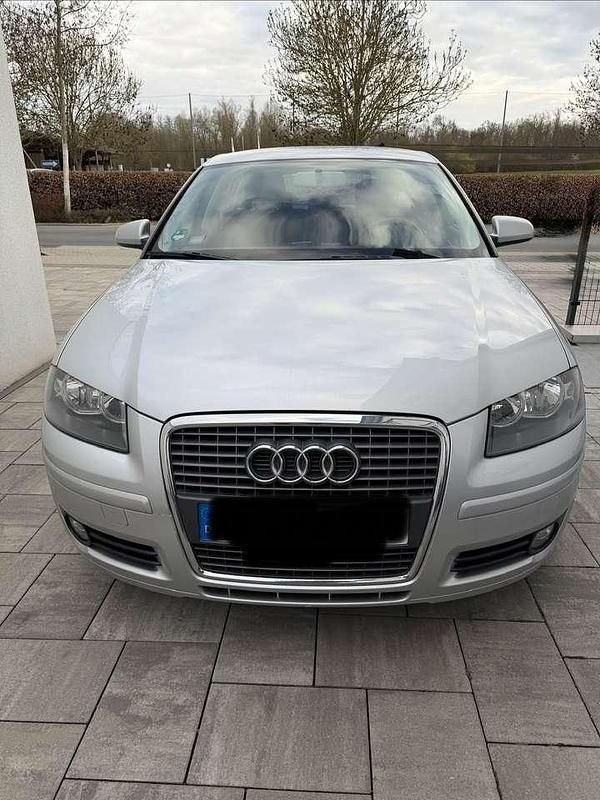 Gebraucht Audi A3 125 PS (91 kW) 2005 Silber Kleinwagen
