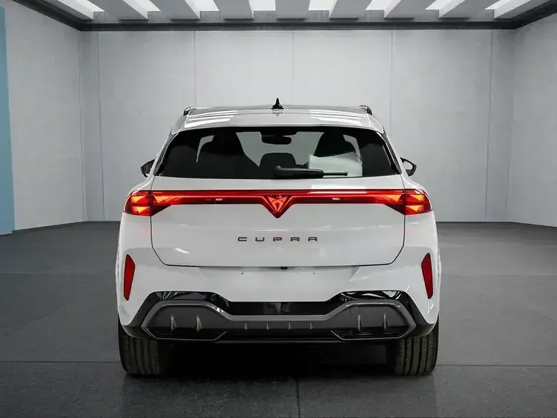 Second-hand Cupra Terramar 265 CP (194 kW) 2025 Alb SUV