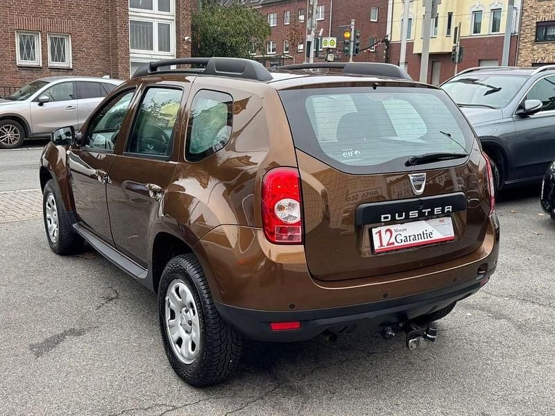Gebraucht Dacia Duster Lauréate 107 PS (78 kW) 2012 Braun SUV