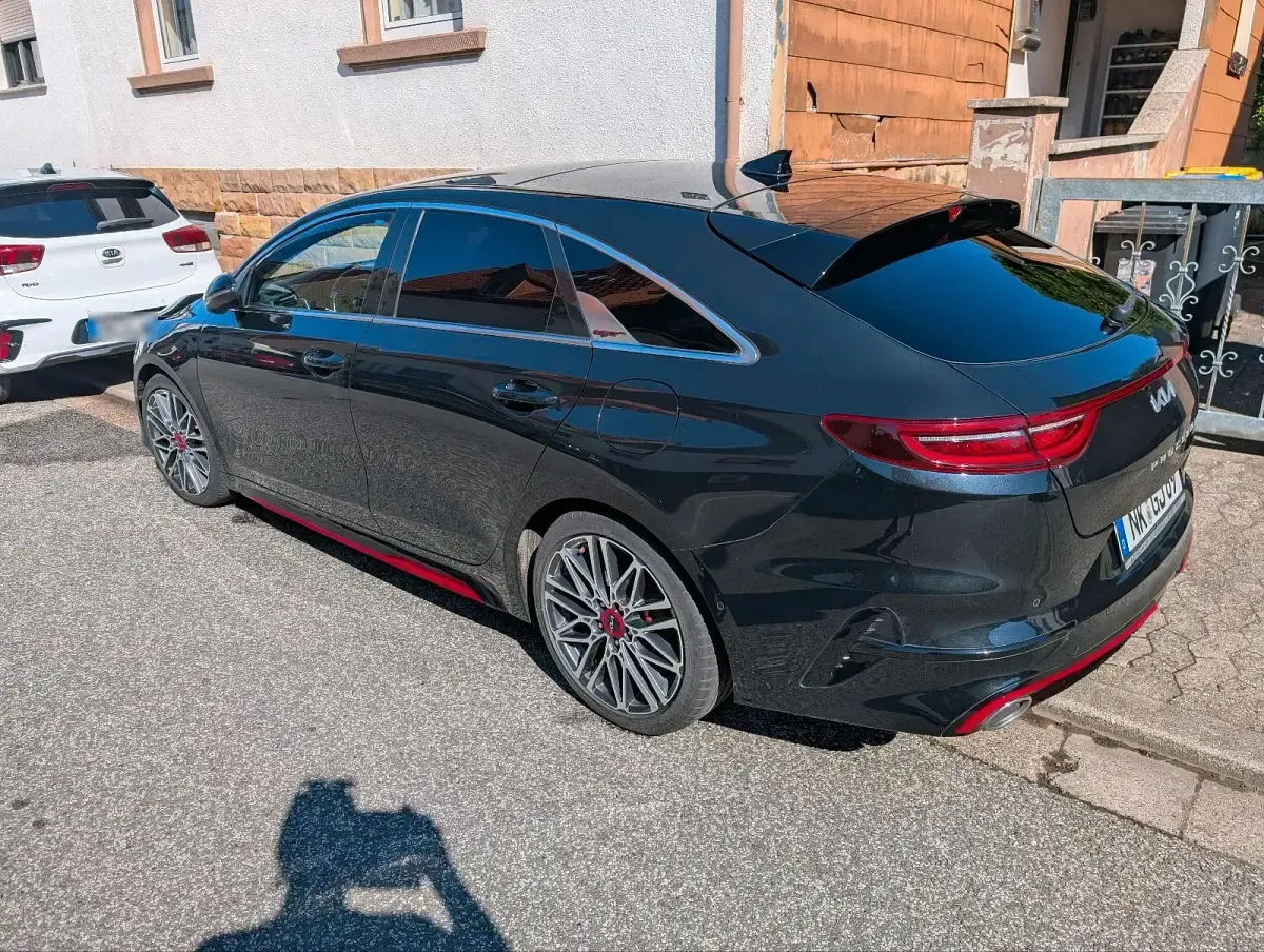Gebraucht Kia ProCeed GT 204 PS (150 kW) 2022 Schwarz Kombi