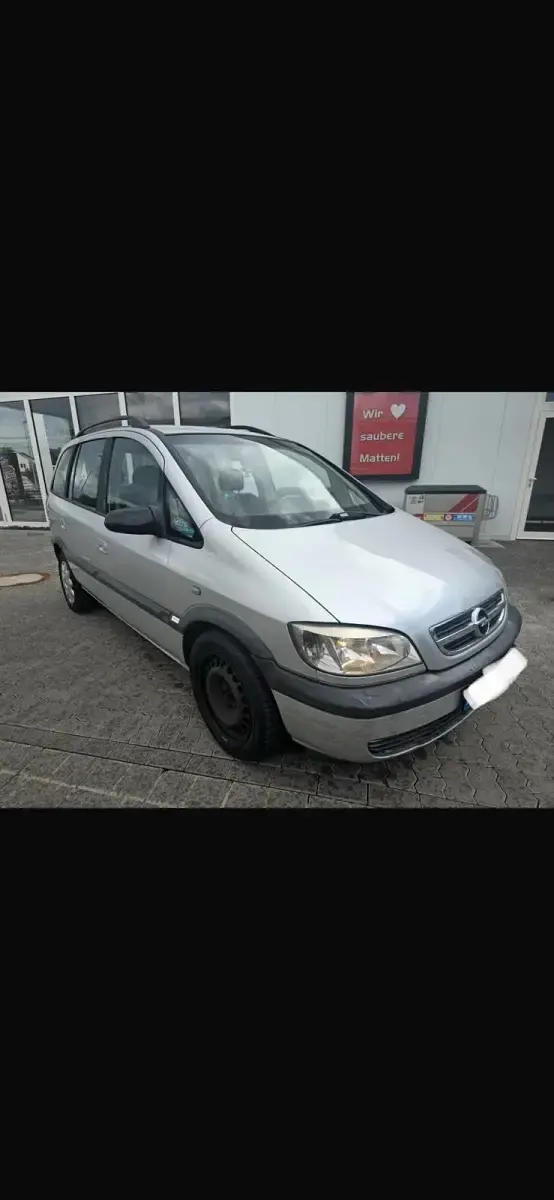 Gebraucht Opel Zafira 101 PS (74 kW) 2004 Silber Van / Kleinbus