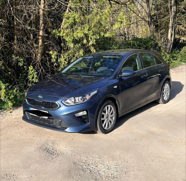 Gebraucht Kia Ceed Attract 99 PS (72 kW) 2019 Blau Kleinwagen