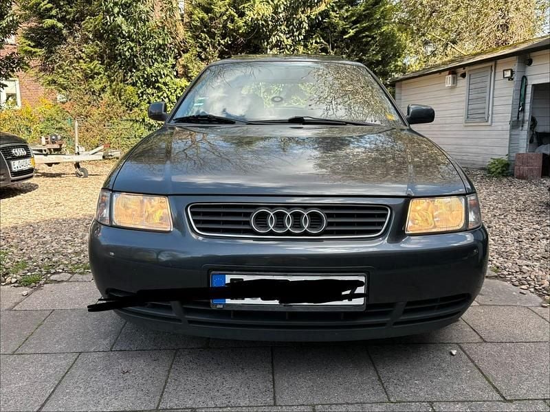 Gebraucht Audi A3 106 PS (77 kW) 1997 Schwarz Kleinwagen