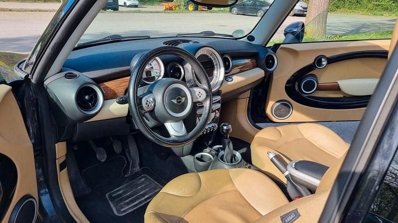 Usata Mini Cooper 120 CV (88 kW) 2006 Nero Utilitaria