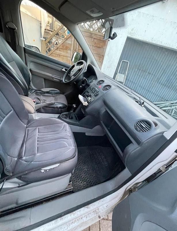 Gebraucht VW Caddy 80 PS (58 kW) 2008 Weiß Van / Kleinbus