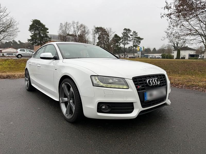 Weiß Gebraucht 2010 Audi S5 Cabriolet Coupé | 11.500 € (Guter Preis) - Bild 1/4