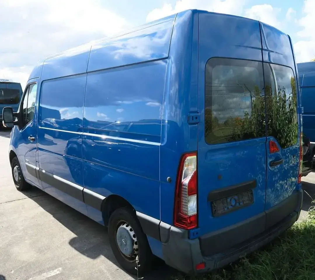 Używany Opel Movano 125 KM (91 kW) 2014 Niebieski Van