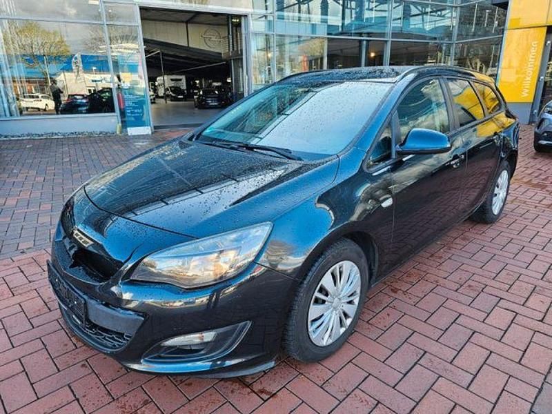 Gebraucht Opel Astra Selection 110 PS (80 kW) 2014 Graphitschwarz/carbon flash (metallic) Kombi