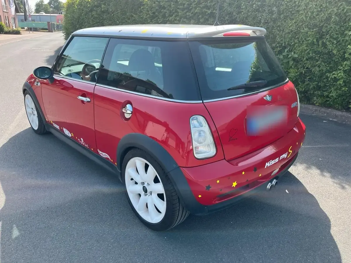 Używany Mini Cooper S 163 KM (119 kW) 2003 Czerwony Hatchback