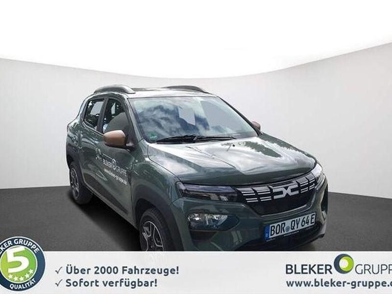 Grün Gebraucht 2023 Dacia Spring Extreme Kleinwagen | 16.890 € (Etwas zu teuer) - Bild 1/4
