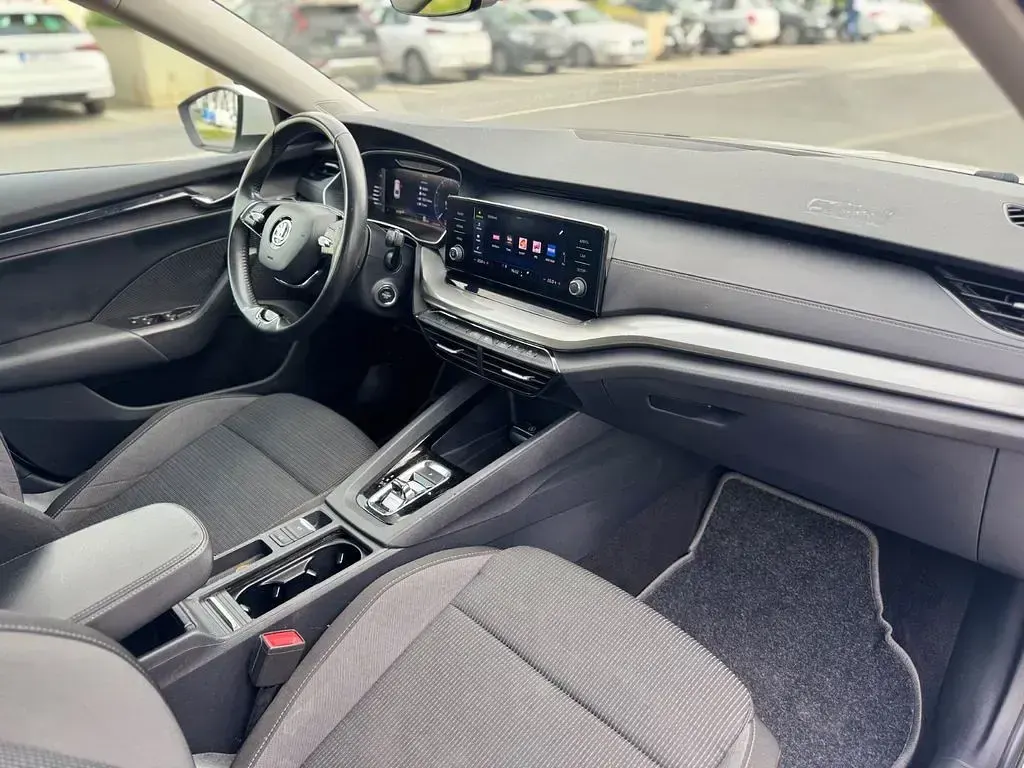 Gebraucht Skoda Octavia Selection 150 PS (110 kW) 2022 Weiß Limousine