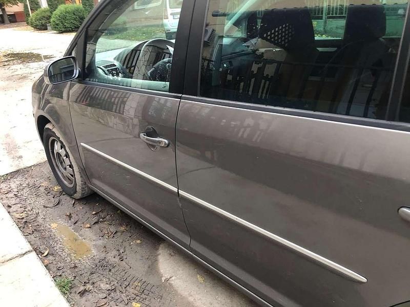 Gebraucht 2007 VW Touran Highline Van / Kleinbus | 2.200 € (Superpreis) - Bild 1/4