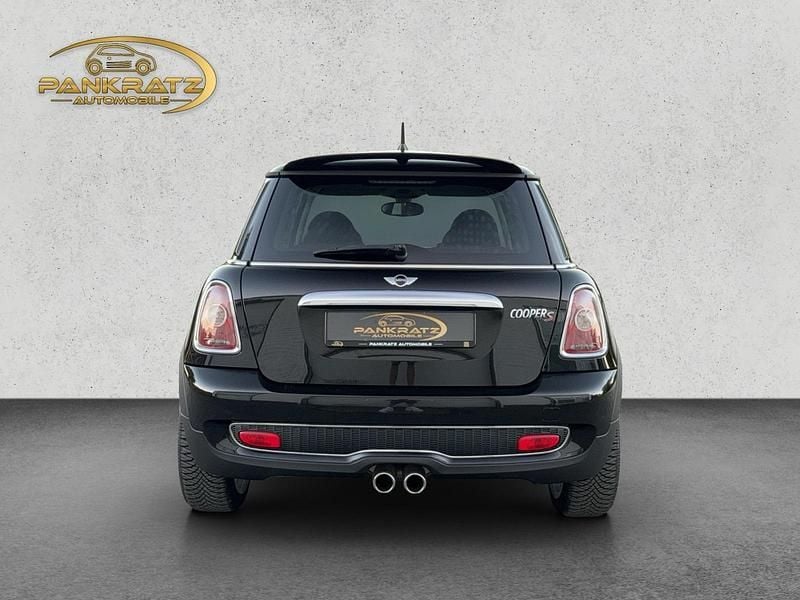 Usata Mini Cooper S 174 CV (127 kW) 2010 Nero Utilitaria