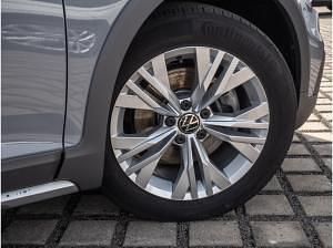 Gebraucht VW Passat Alltrack 200 PS (147 kW) 2023 Grau (mondsteingrau) Kombi