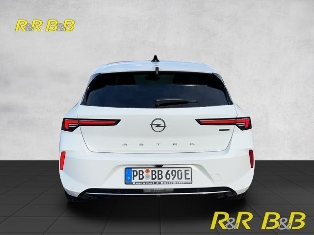 Gebraucht Opel Astra Elegance 181 PS (133 kW) 2022 Jade weiss/arktis weiss Limousine