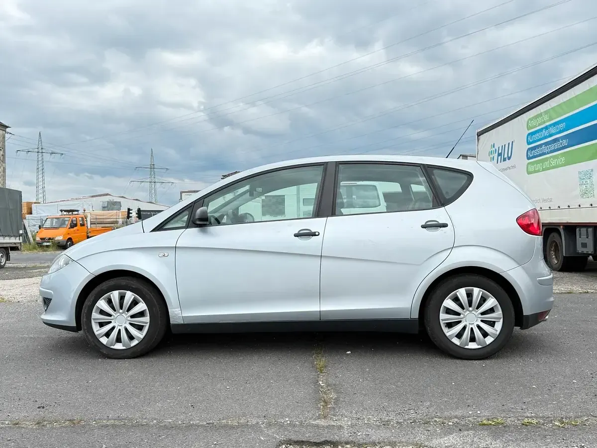 Gebraucht Seat Altea 102 PS (75 kW) 2006 Silber Van / Kleinbus