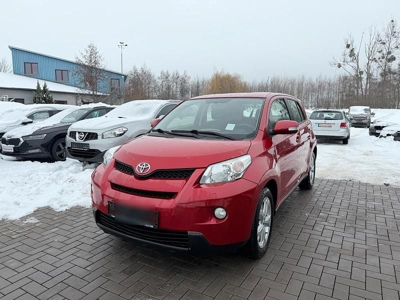 Rot Gebraucht 2009 Toyota Urban Cruiser Kleinwagen | 4.990 € (Etwas zu teuer) - Bild 1/4
