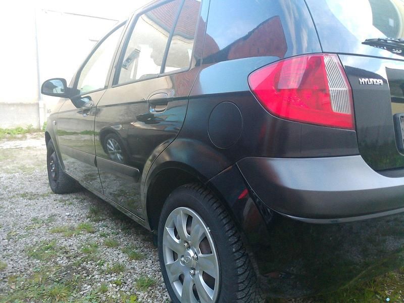 Schwarz Gebraucht 2009 Hyundai Getz Kleinwagen | 1.390 € - Bild 1/4