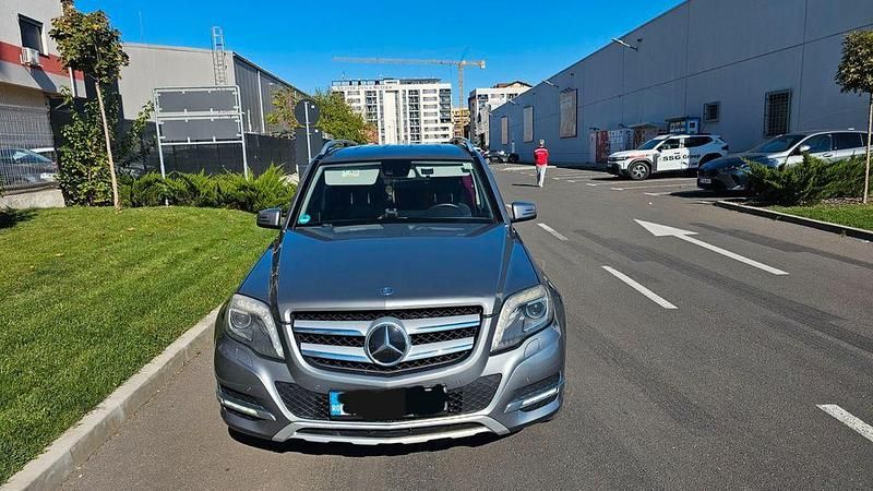 Grau Gebraucht 2013 Mercedes GLK220 SUV | 11.750 € (Guter Preis) - Bild 1/4