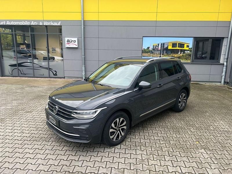 Gebraucht VW Tiguan Active 150 PS (110 kW) 2021 Grau SUV