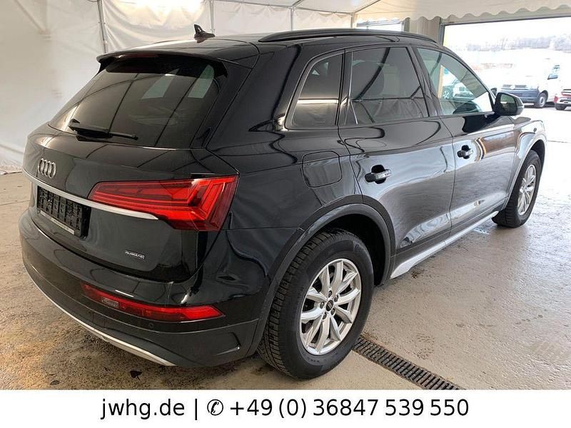 Usado Audi Q5 Advanced 204 HP (150 kW) 2023 Preto SUV
