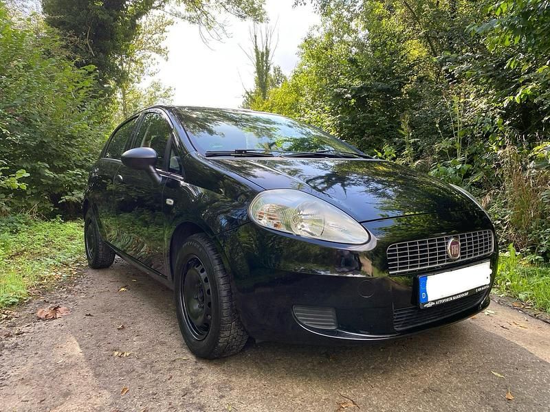 Schwarz Gebraucht 2008 Fiat Grande Punto Racing Kleinwagen | 2.100 € (Fairer Preis) - Bild 1/4