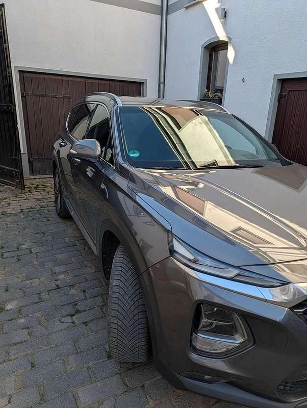 Gebraucht Hyundai Santa Fe Style 200 PS (147 kW) 2018 Silber SUV