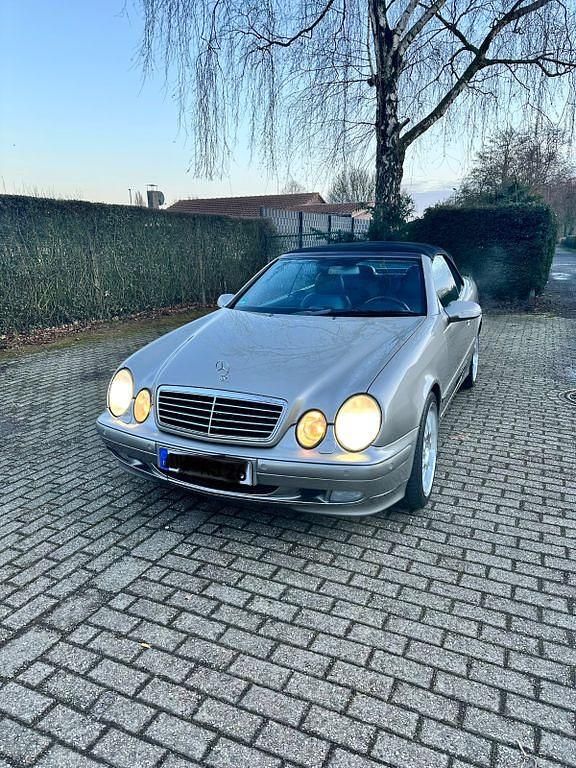 Gebraucht 2003 Mercedes CLK230 Edition Cabrio | 7.499 € (Fairer Preis) - Bild 1/4