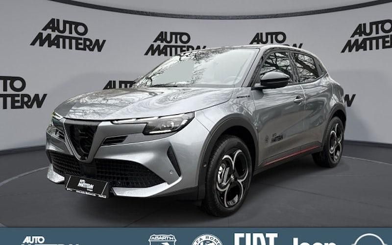 Grau Gebraucht 2023 Alfa Romeo GT Junior Edizione Speciale SUV | 32.490 € (Fairer Preis) - Bild 1/4