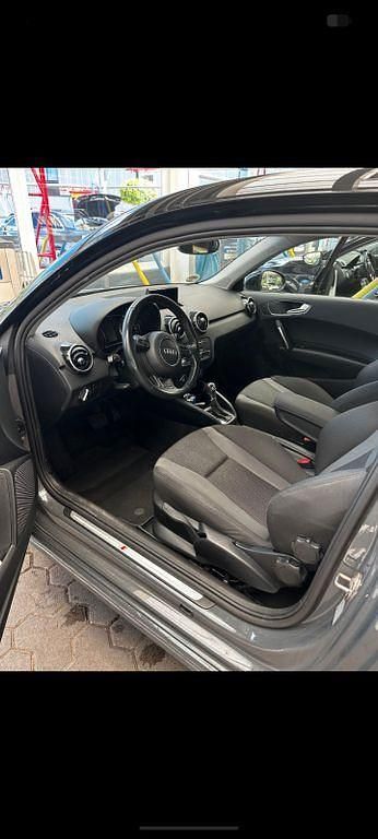 Gebraucht Audi A1 S-Line 116 PS (85 kW) 2017 Grau Kleinwagen