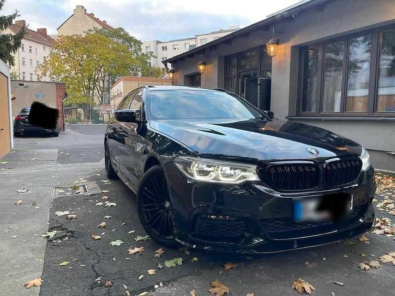 Gebraucht BMW 520 M Sport 184 PS (135 kW) 2018 Schwarz Kombi