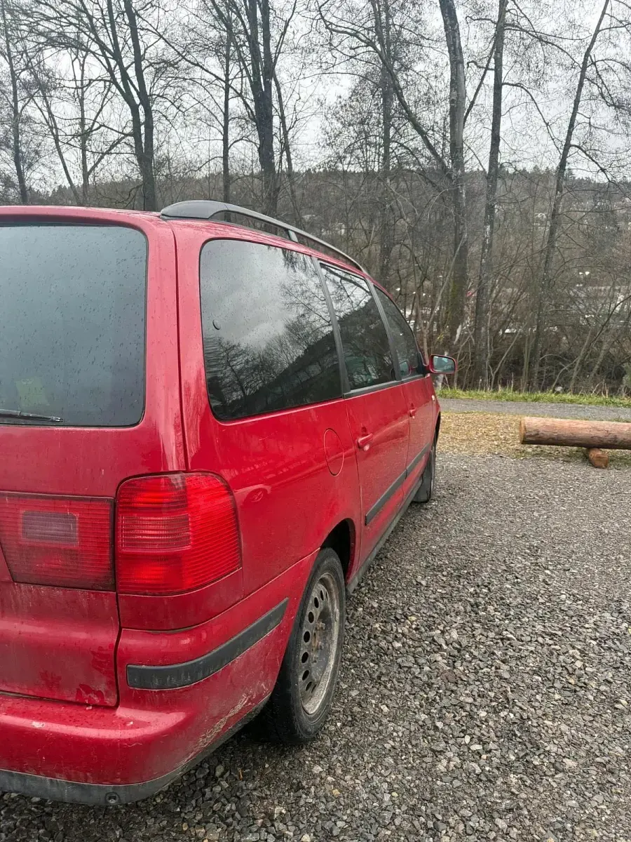 Brugt Seat Alhambra 116 HK (85 kW) 2008 Rød MPV