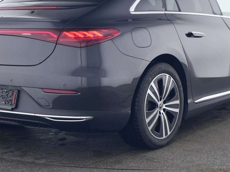 Gebraucht Mercedes EQE300 Electric Art 180 kW (245 PS) 2024 Grau, Limousine
