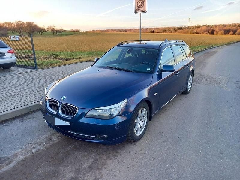 Blau Gebraucht 2007 BMW 525 Kombi | 4.500 € (Fairer Preis) - Bild 1/4