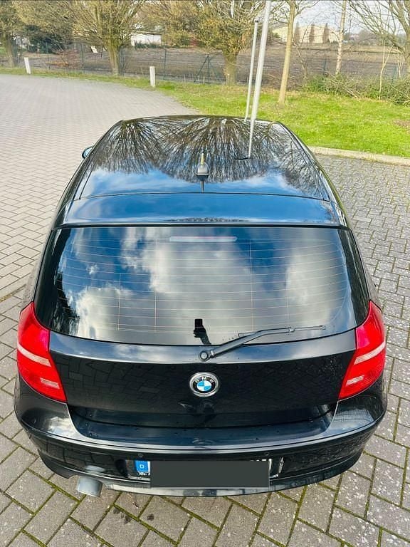 Gebraucht BMW 120 Performance 177 PS (130 kW) 2007 Schwarz Kleinwagen