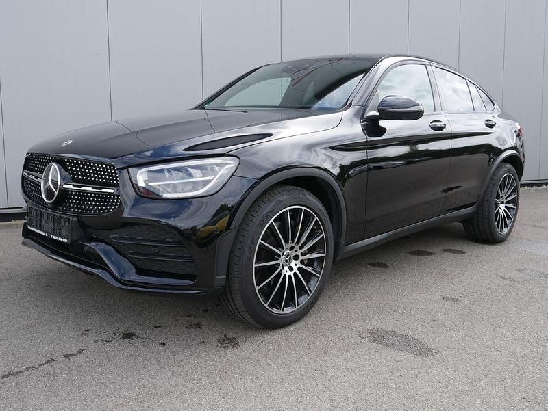 Schwarz Gebraucht 2021 Mercedes GLC400d AMG line Coupé | 37.880 € (Fairer Preis) - Bild 1/4